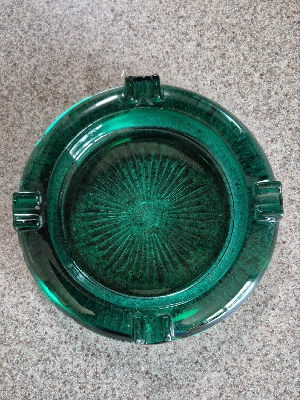 Vintage Mid Century 6.5" Heavy Emerald Green Glass Etched Starburst Ashtray